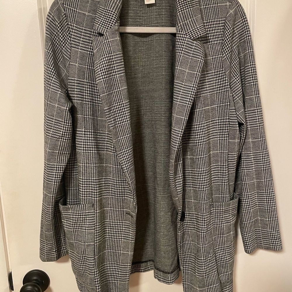 H&M Black and White Plaid Blazer
